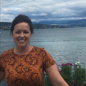 Meet your Posher, Ashley